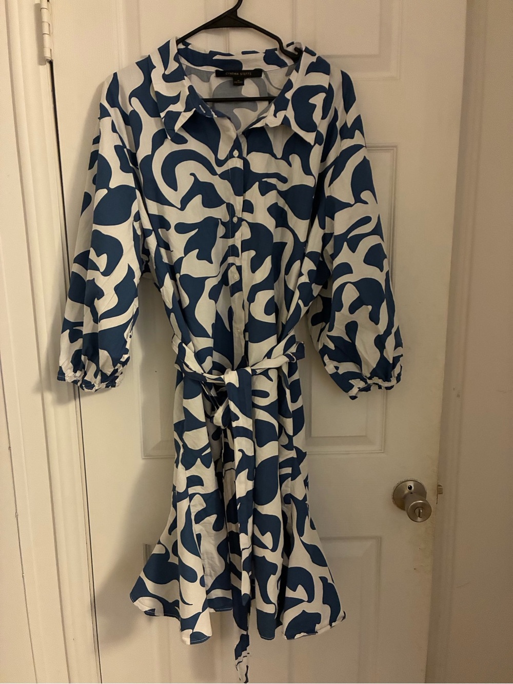 Cynthia Steffe Blue and White Abstract Print Midi Shirt Dress with Tie Waist